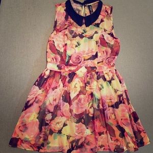 Floral Peter Pan Collar Dress Aeropostale